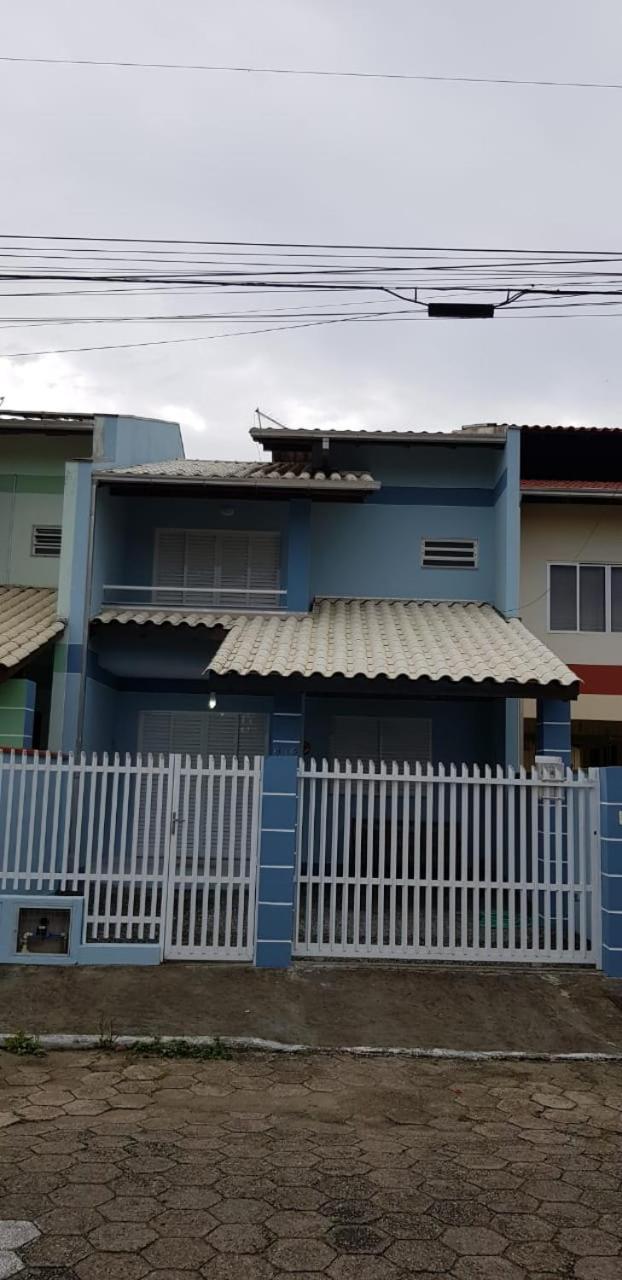 Otima Casa Em Penha Sc Beto Carrero Ideal Para Familias Экстерьер фото